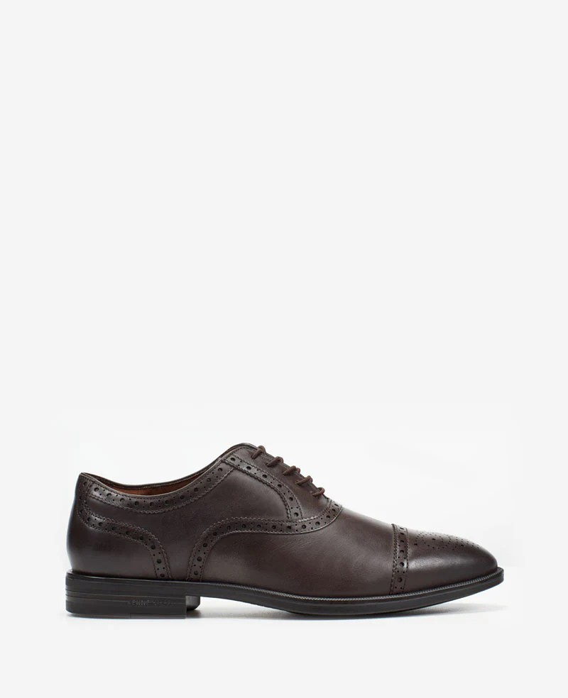 Future Pod Medallion Cap Toe Lace up