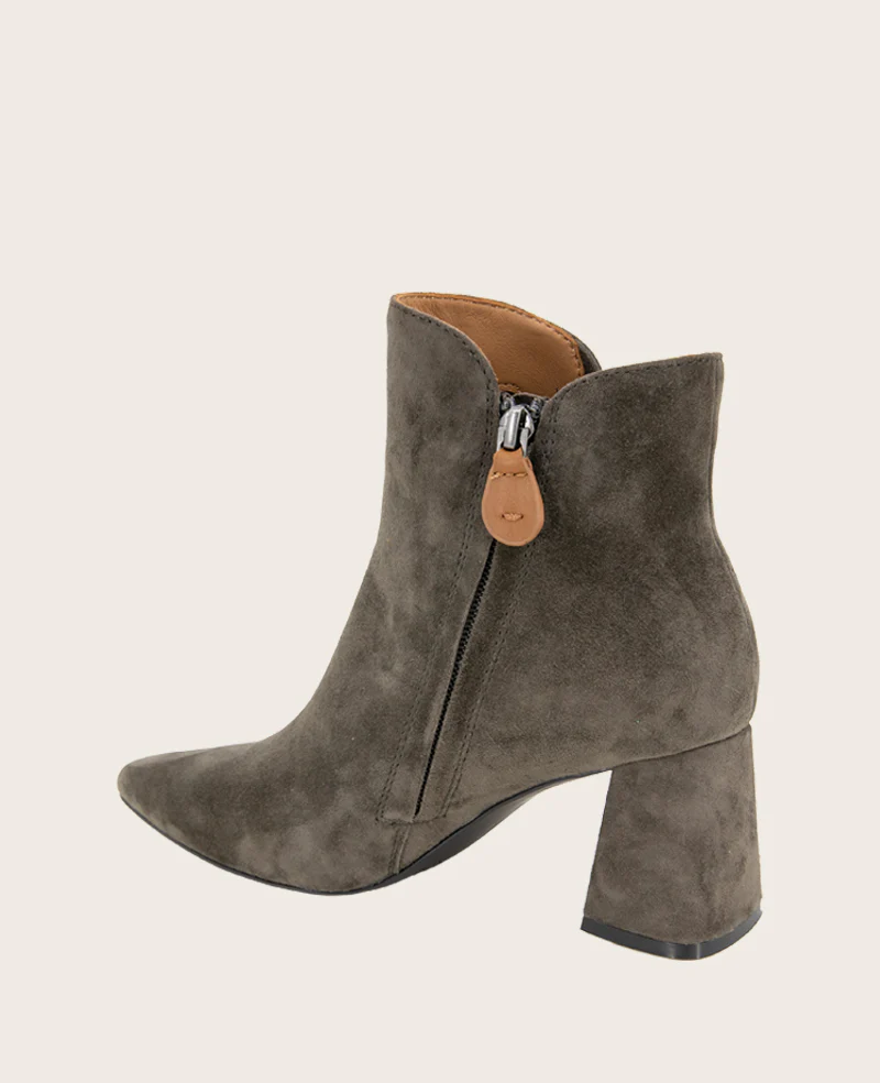 GENTLE SOULS - Danbury Suede Double Gore Heel Boot - Image 4