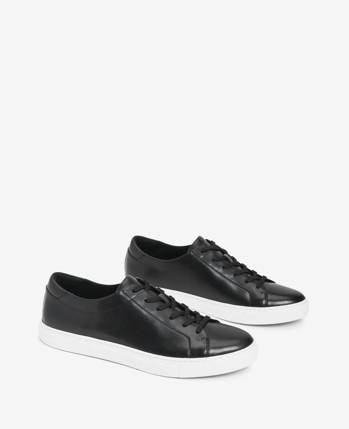 Site Exclusive! Men's Kam Leather Sneaker - Image 2