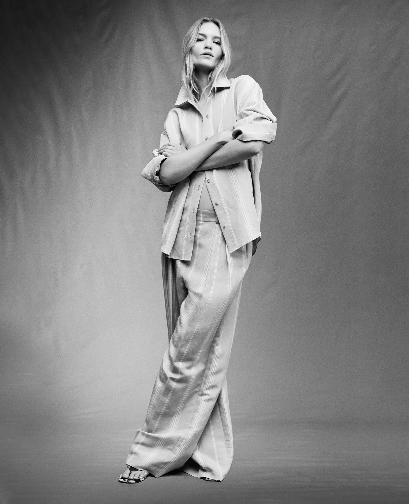 Striped Linen Blend High Rise Fly Front Double Pleat Wide Leg Pant - Image 2
