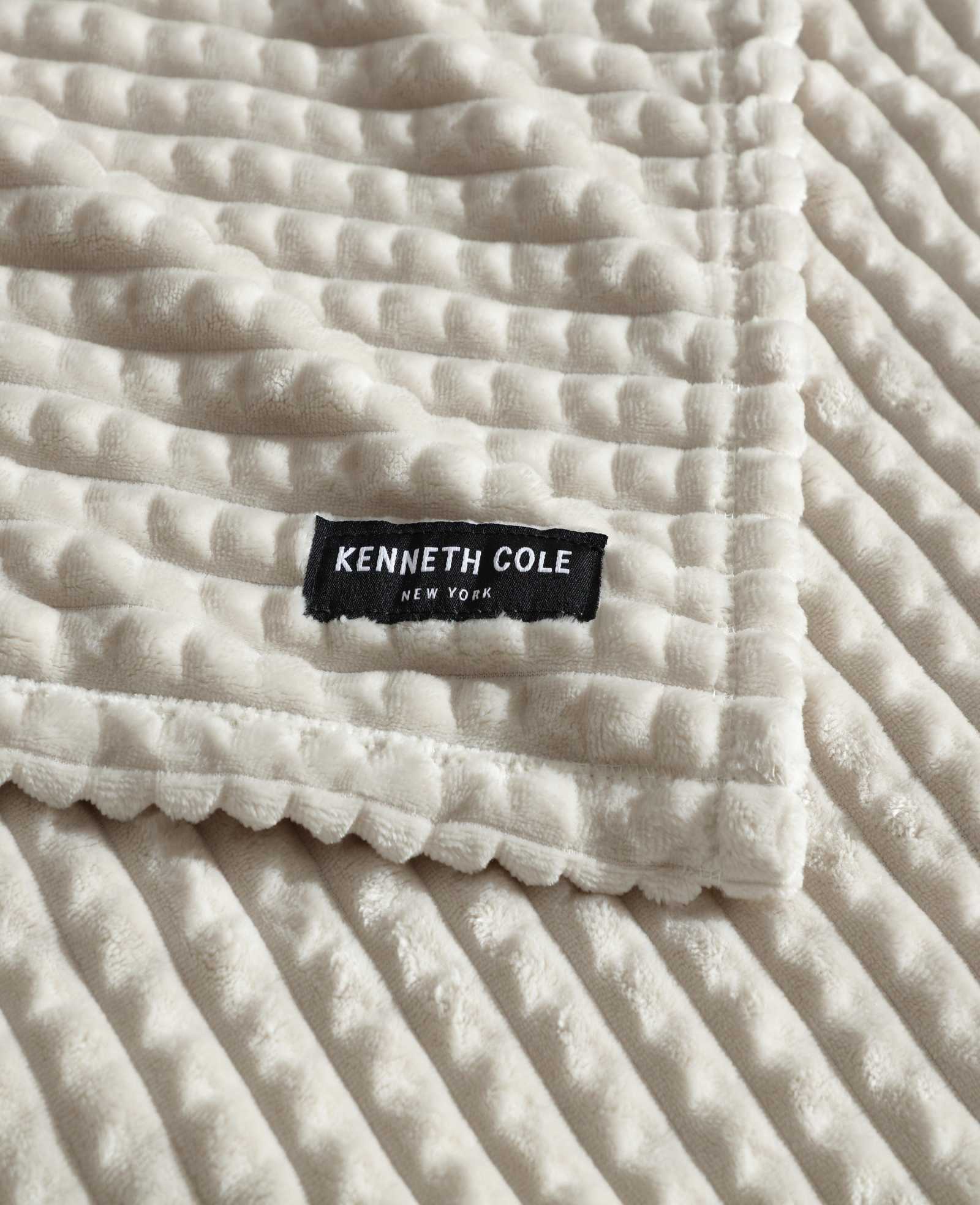 Textured Solid Throw Blanket - Image 4